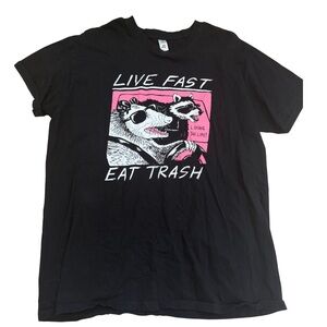 Live Fast Eat Trash Raccoon Graphic Tee - Black & Pink